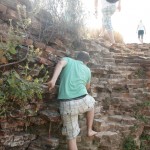 Roli besteigt die "Unvollendete Pagode"