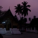 Abendstimmung bei einem Tempel