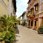 wohl die einzige Gasse in Phnom Penh ohne geschäftigen Trubel