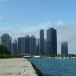 Wolkenkratzer im Nebel